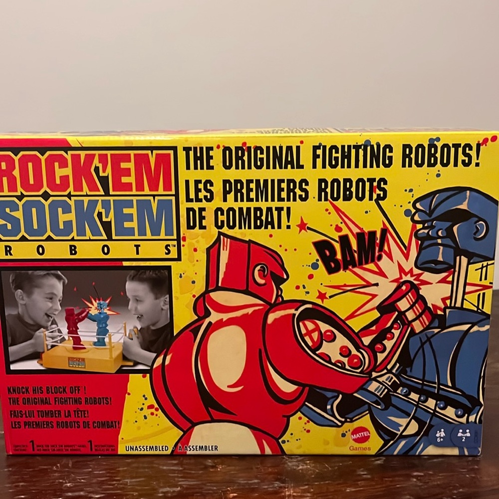 Rock em & sock em